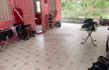 Casa com Ponto Comercial no Curuçambá