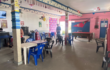 Casa com Ponto Comercial no Curuçambá