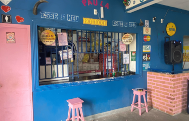 Casa com Ponto Comercial no Curuçambá