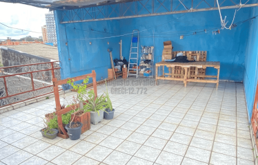 Casa de 3 Pavimentos em São Brás