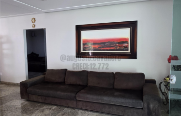 Casa no Lago Azul