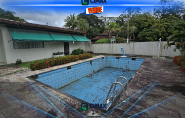 Casa no Lago Azul