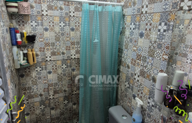 Casa Triplex à Venda – Conjunto Vale Verde