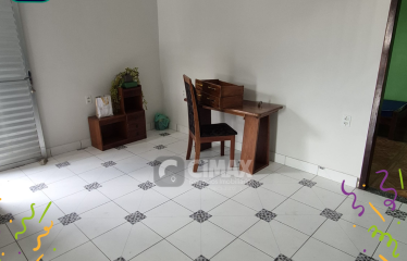 Casa Triplex à Venda – Conjunto Vale Verde