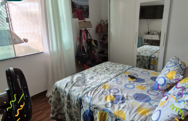 Casa Triplex à Venda – Conjunto Vale Verde