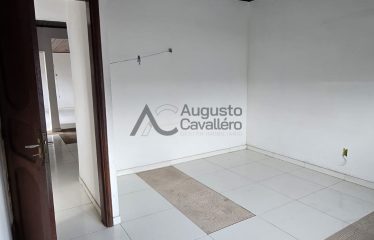 Imóvel de 2 Pavimentos à Venda